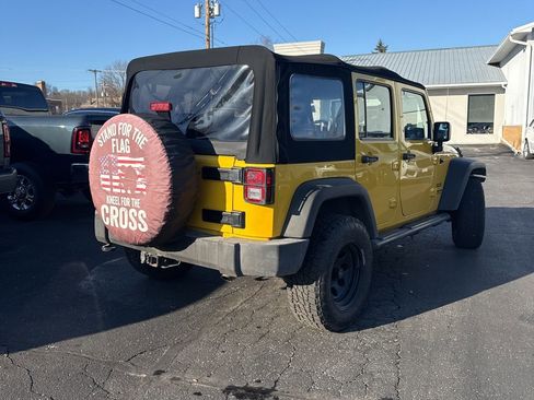 Used 2015 Jeep Wrangler Unlimited Sport w/ Max Tow Package image 5