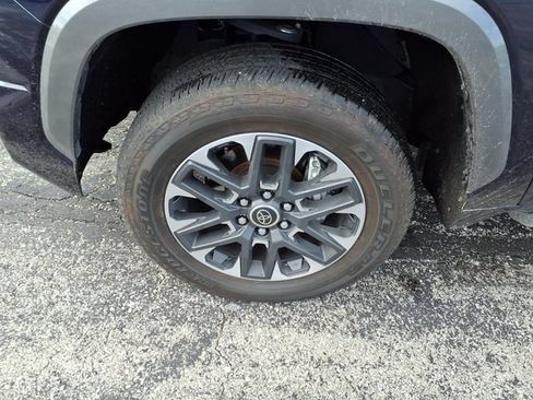 Used 2024 Toyota Tundra Limited AWD/4WD image 14