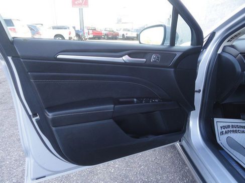 Used 2019 Ford Fusion Titanium image 20