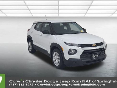Used 2021 Chevrolet TrailBlazer LS image 3