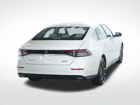 Used 2025 Honda Accord Touring image 48
