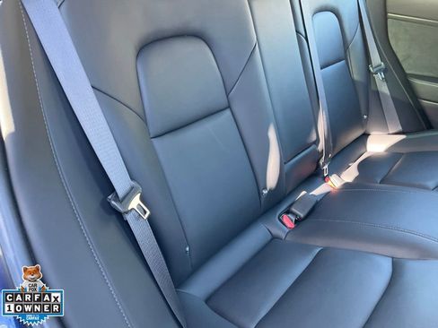 Used 2018 Tesla Model 3 Long Range RWD image 54