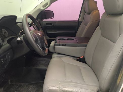 Used 2017 Toyota Tundra SR5 RWD image 17
