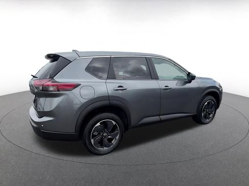 Used 2025 Nissan Rogue SV FWD image 15