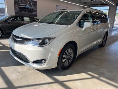 Used 2020 Chrysler Pacifica Touring-L Plus