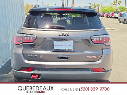 Used 2020 Jeep Compass Trailhawk AWD/4WD image 6