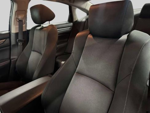 Certified 2019 Honda Accord LX image 18