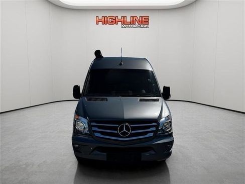 Used 2017 Mercedes-Benz Sprinter 3500 image 2