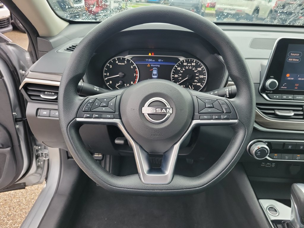 Used 2024 Nissan Altima 2.5 SV FWD image 21