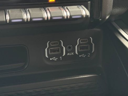 Used 2023 RAM 1500 Big Horn AWD/4WD image 17