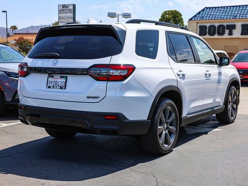 Certified 2026 Honda Pilot Sport image 27