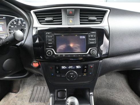 Used 2018 Nissan Sentra SV image 28
