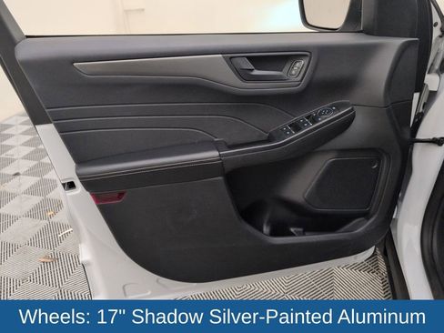 Used 2025 Ford Escape Active image 37