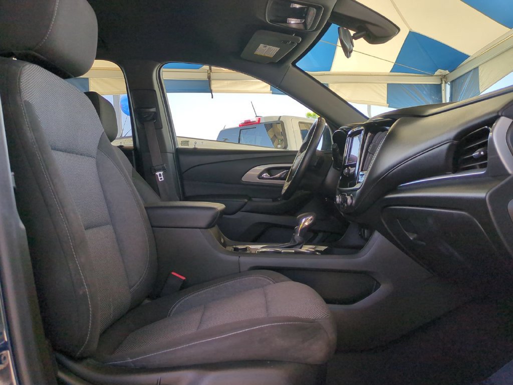 Used 2023 Chevrolet Traverse LT FWD image 35