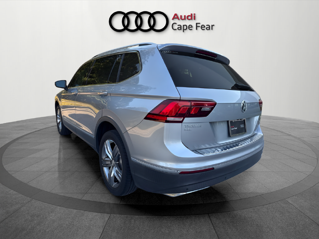 Used 2019 Volkswagen Tiguan SEL Premium AWD/4WD image 3
