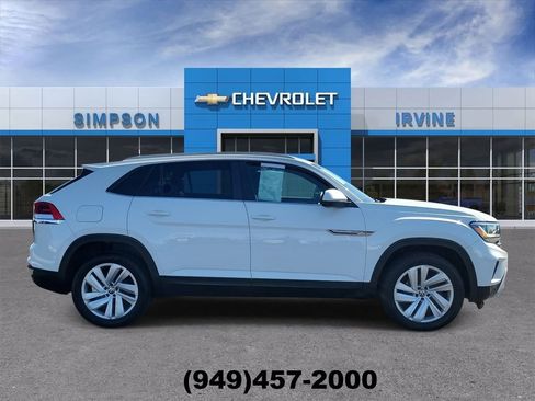 Used 2020 Volkswagen Atlas Cross Sport SE w/ Panoramic Sunroof Package image 9
