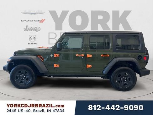 Used 2021 Jeep Wrangler Unlimited Sport AWD/4WD image 2