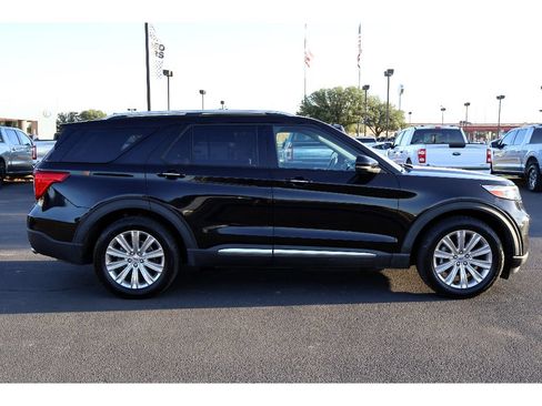 Used 2022 Ford Explorer Limited w/ Equipment Group 301A RWD image 12