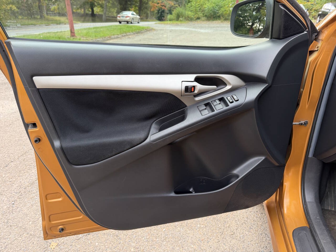 Used 2009 Toyota Matrix S w/ All Weather Guard Pkg FWD image 26