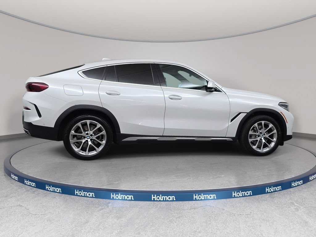 Used 2022 BMW X6 xDrive40i AWD/4WD image 5