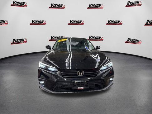 Used 2023 Honda Civic Touring image 2