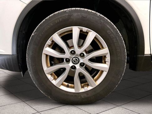 Used 2017 Nissan Rogue SV AWD/4WD image 8