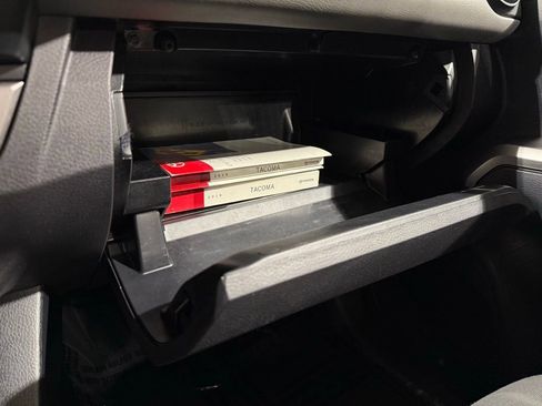 Used 2019 Toyota Tacoma SR5 image 26