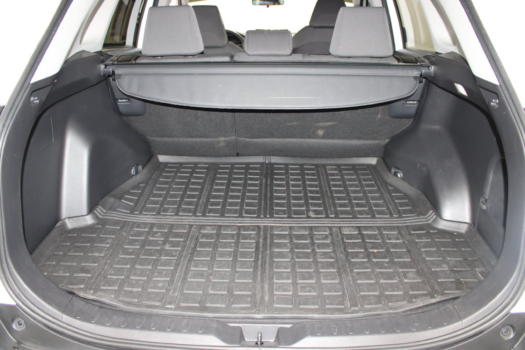 Used 2023 Toyota RAV4 XLE FWD image 28