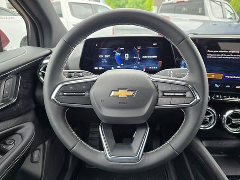 New 2025 Chevrolet Blazer EV LT image 25