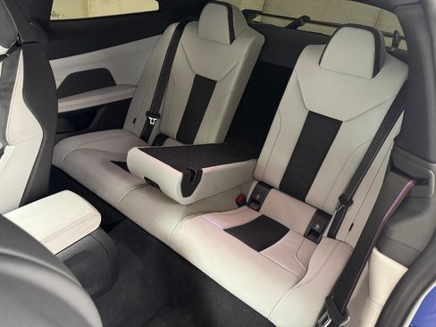 Used 2025 BMW M4 Competition image 42