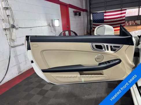 Used 2013 Mercedes-Benz SLK 350 w/ Multimedia Pkg image 7