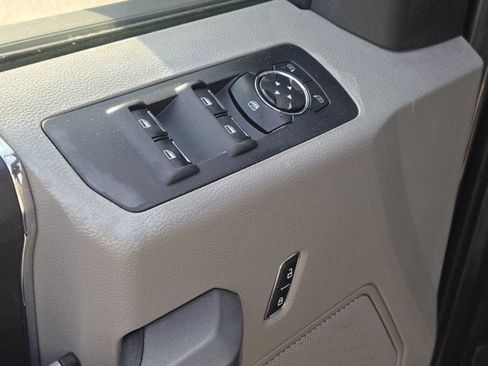 Used 2015 Ford F150 XLT w/ Equipment Group 301A Mid image 19