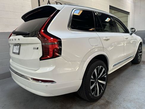 Used 2025 Volvo XC90 B6 Core w/ Protection Package AWD/4WD image 3