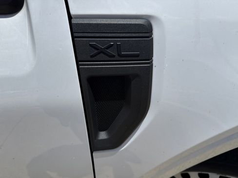 Used 2022 Ford Maverick XL FWD image 16