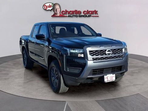 Certified 2026 Nissan Frontier SV RWD image 8