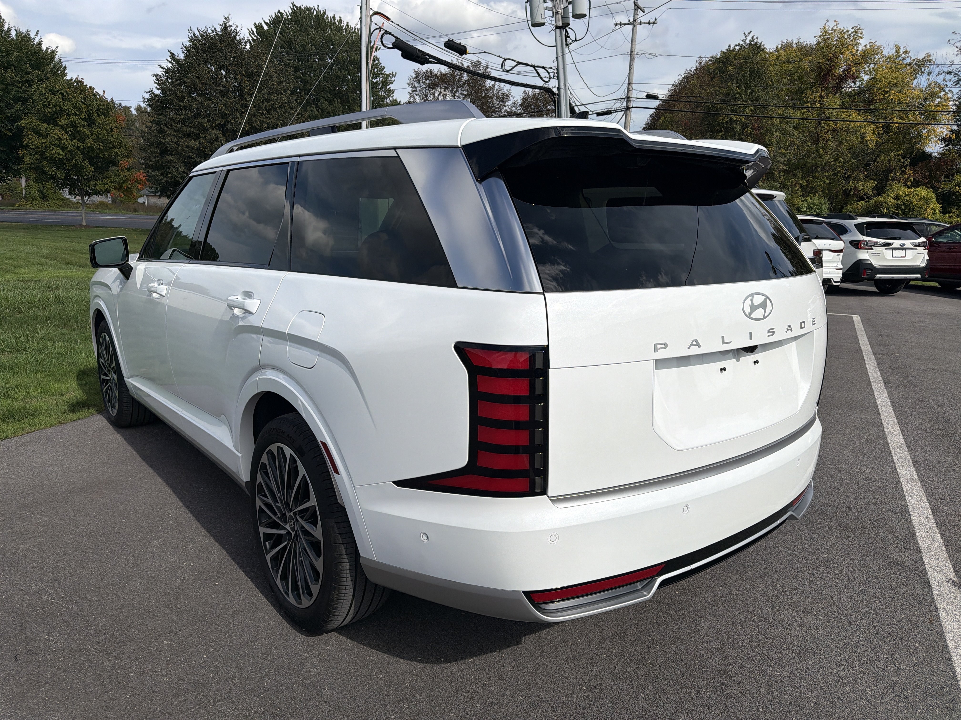 Used 2026 Hyundai Palisade Calligraphy AWD/4WD image 5