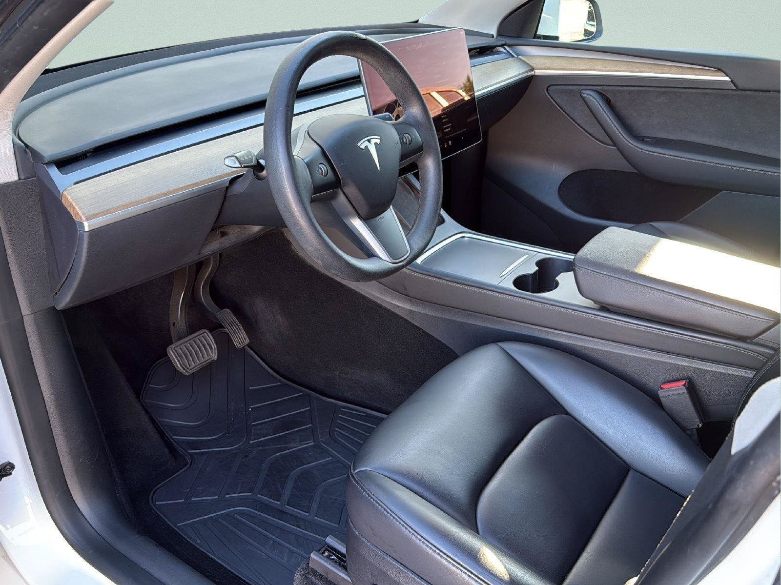 Used 2023 Tesla Model Y Long Range AWD/4WD image 20