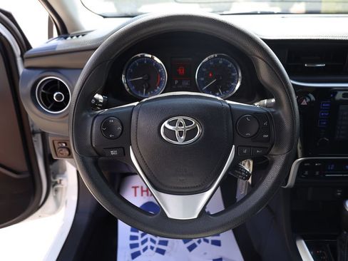 Used 2017 Toyota Corolla LE FWD image 13
