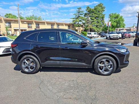Used 2025 Ford Escape ST-Line Select AWD/4WD image 7