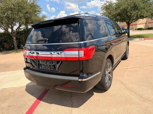 Used 2019 Lincoln Navigator Black Label w/ Cargo Package AWD/4WD image 5