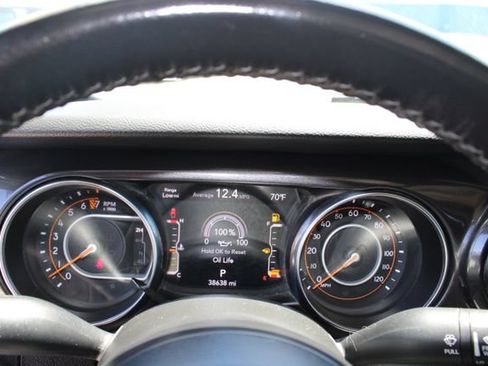 Used 2022 Jeep Gladiator Sport AWD/4WD image 26