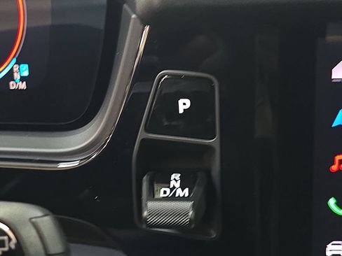Used 2025 Porsche Cayenne GTS AWD/4WD image 26