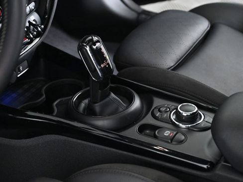 Certified 2023 MINI Cooper Clubman S AWD/4WD image 21
