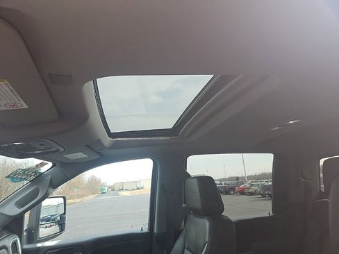 Used 2020 GMC Sierra 2500 Denali w/ Denali Ultimate Package image 23