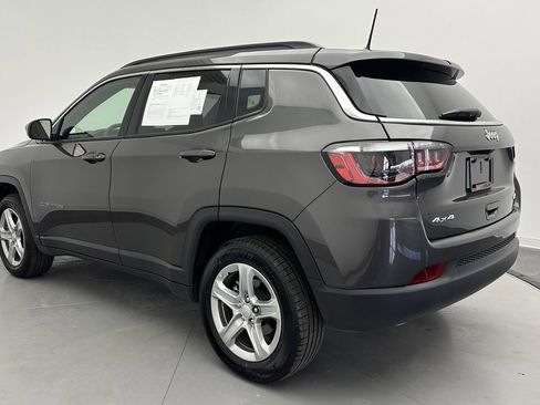 Used 2024 Jeep Compass Latitude w/ Altitude Special Edition image 5