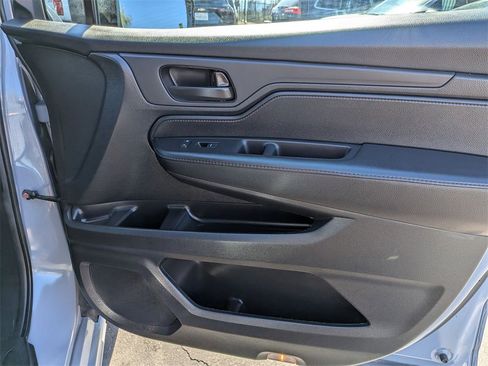 Used 2025 Honda Odyssey Sport-L image 33