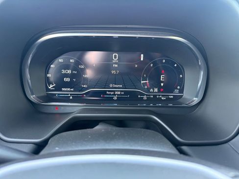 Certified 2024 GMC Yukon XL SLT image 14