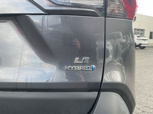 Used 2024 Toyota RAV4 LE image 12