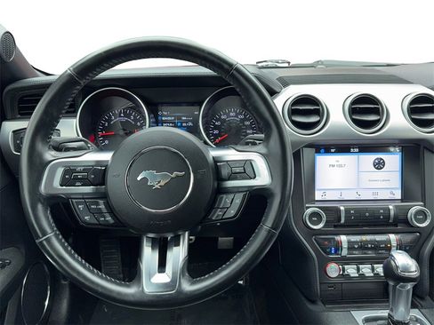 Used 2018 Ford Mustang Premium image 17