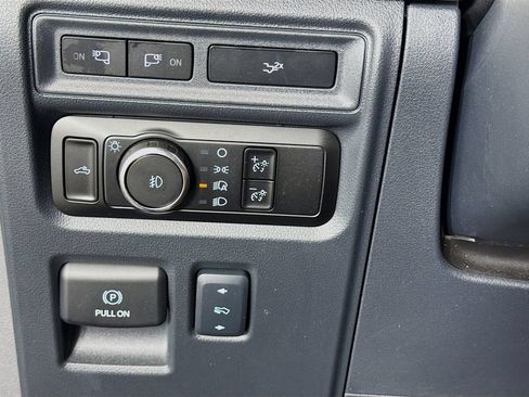 Used 2024 Ford F150 Lariat w/ Tow/Haul Package AWD/4WD image 18